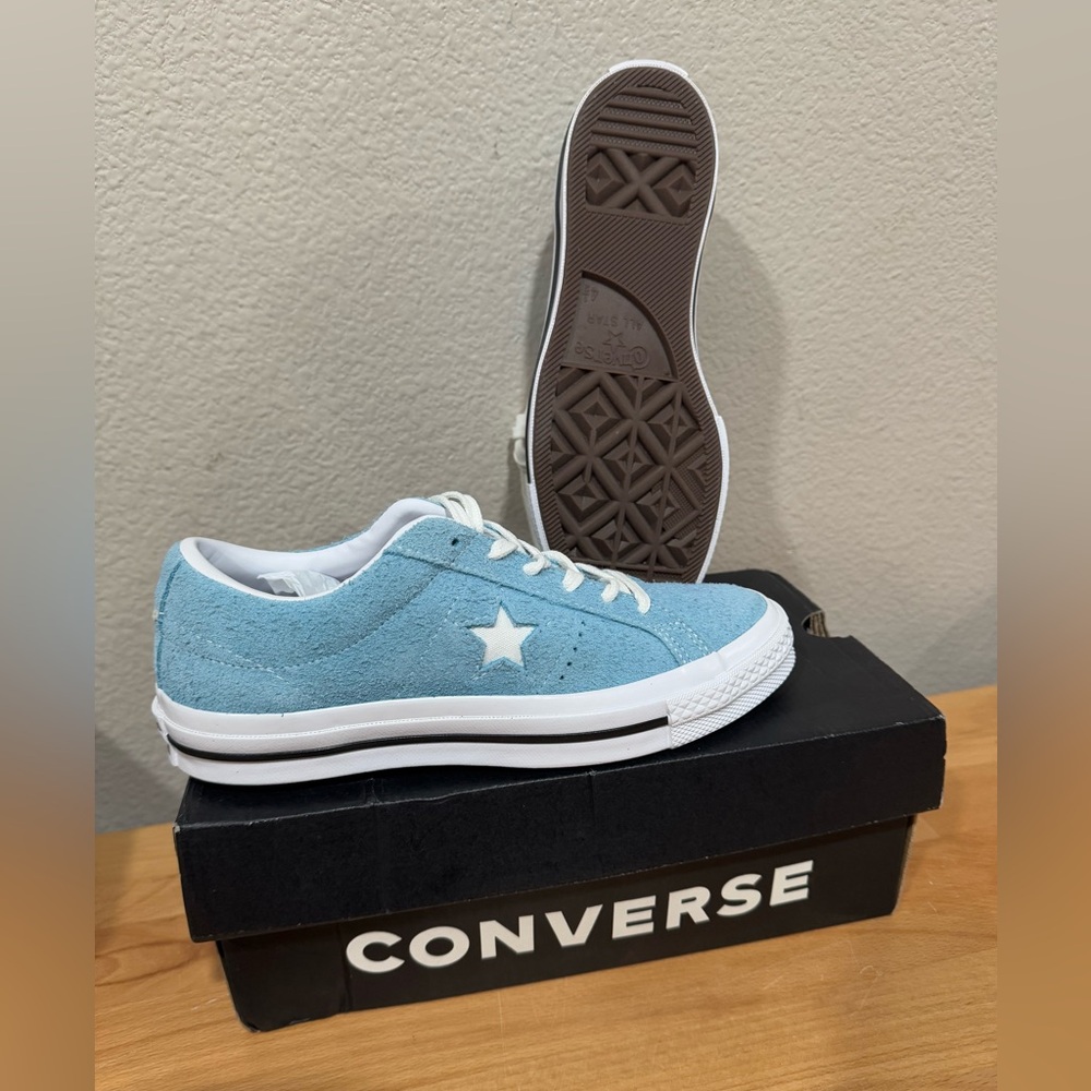 NWT convers co ed - Picture 3 of 6